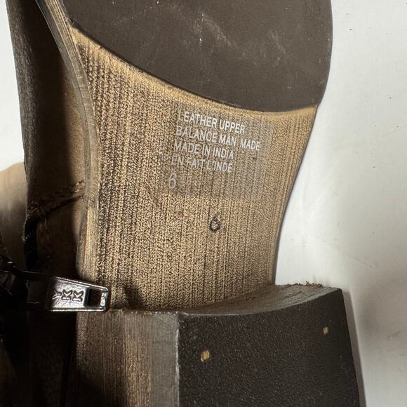 Seychelles Womens Distressed Taupe Genuine Leather Riding Boots Low Heel Size 6 - Picture 8 of 8